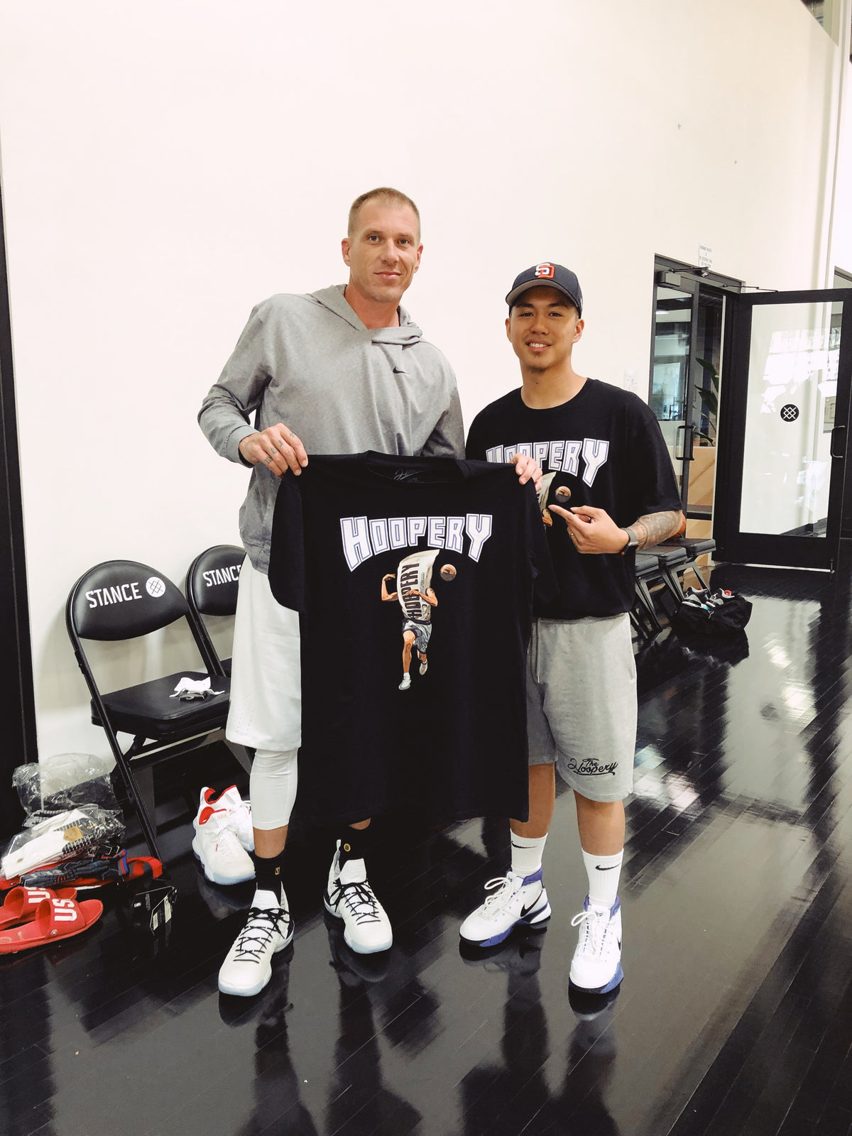 THE HOOPERY MEETS WHITE CHOCOLATE!!!!